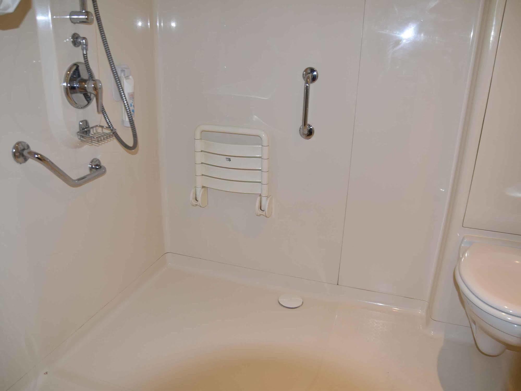 Ibis Budget Rochefort Zewnętrze zdjęcie